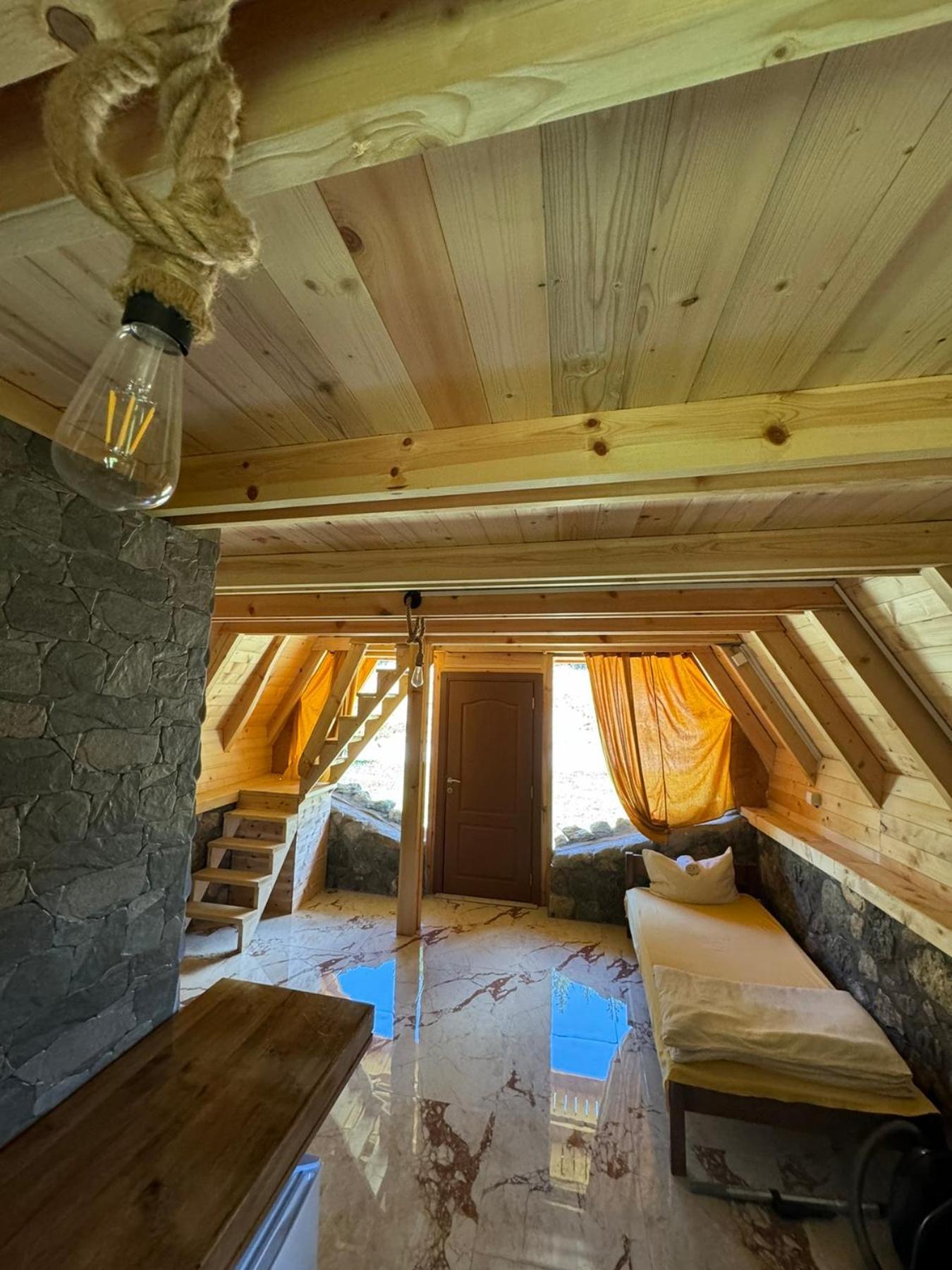 Gazela Bungalov 2 Mojkovac Oda fotoğraf
